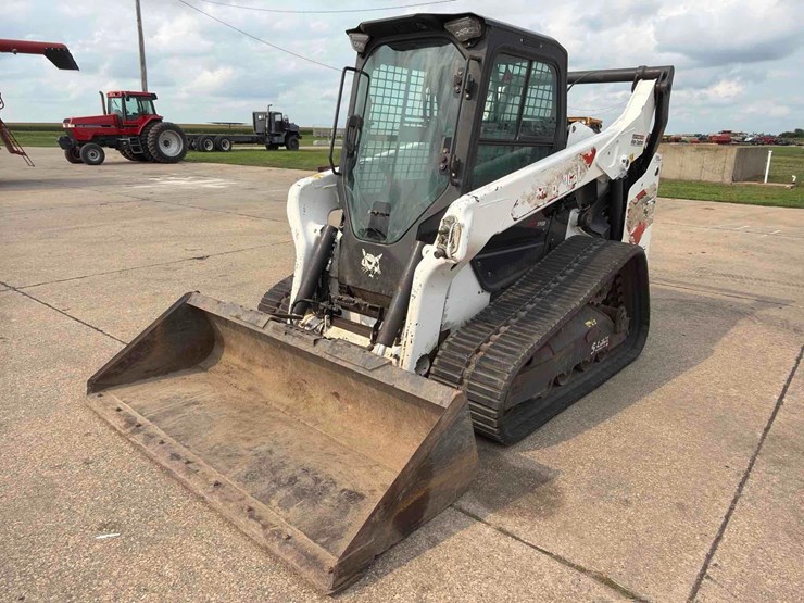 2021-bobcat-t76-image-51