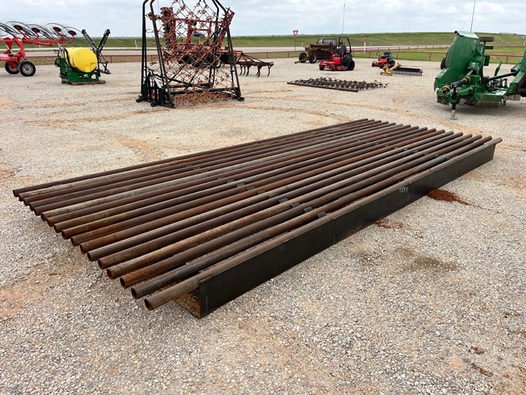 #t8477-•-cattle-guard-image-1