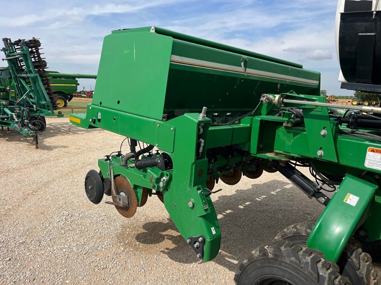 2009-great-plains-3s3000hd-3610-image-19