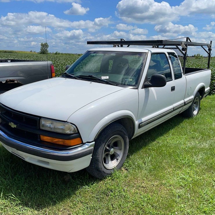 1998 CHEVROLET S10