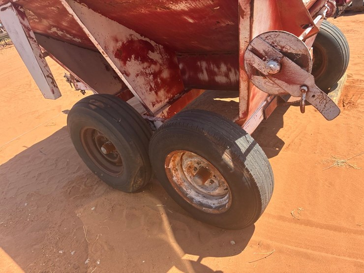#t10005-•-grain-buggy-image-6