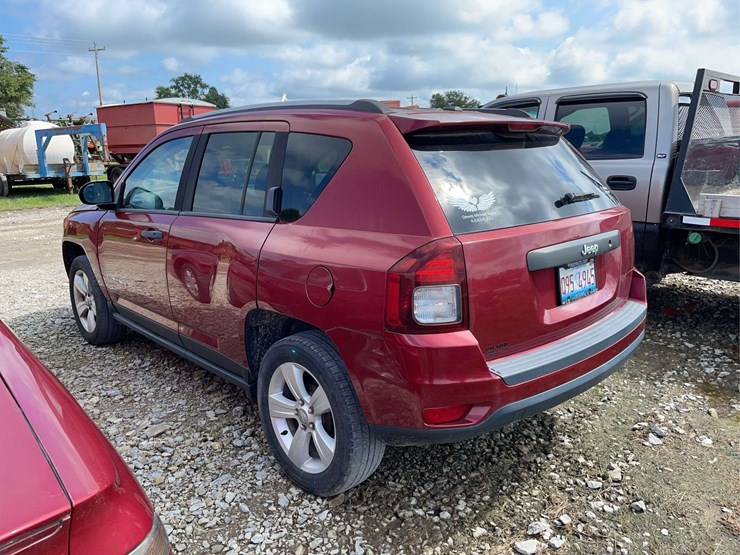 2016-jeep-compass-image-4