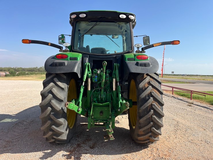 2014-john-deere-6210r-image-13