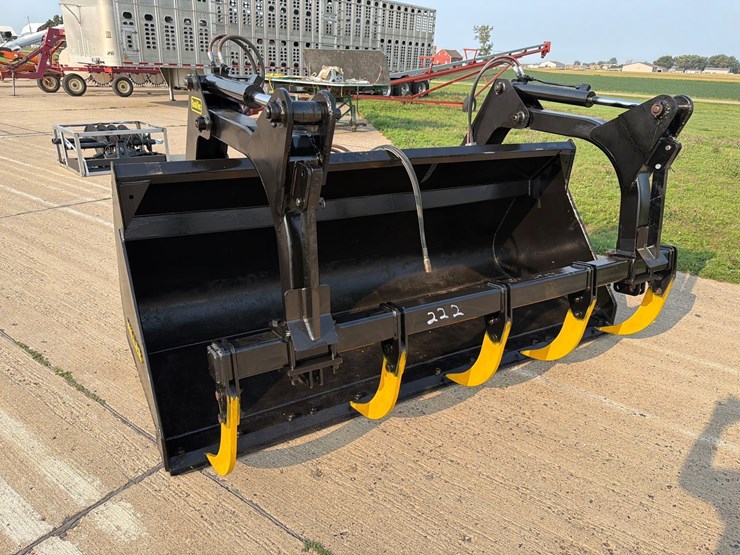 miller-102”-grab-tec-grapple-bucket-image-1