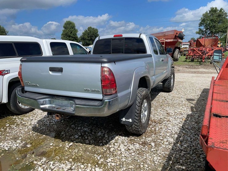 2007-toyota-tacoma-image-3