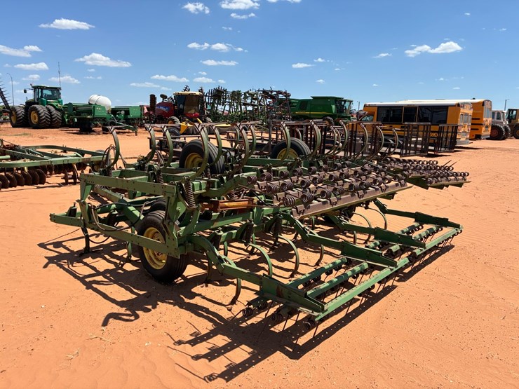 john-deere-1010-image-5