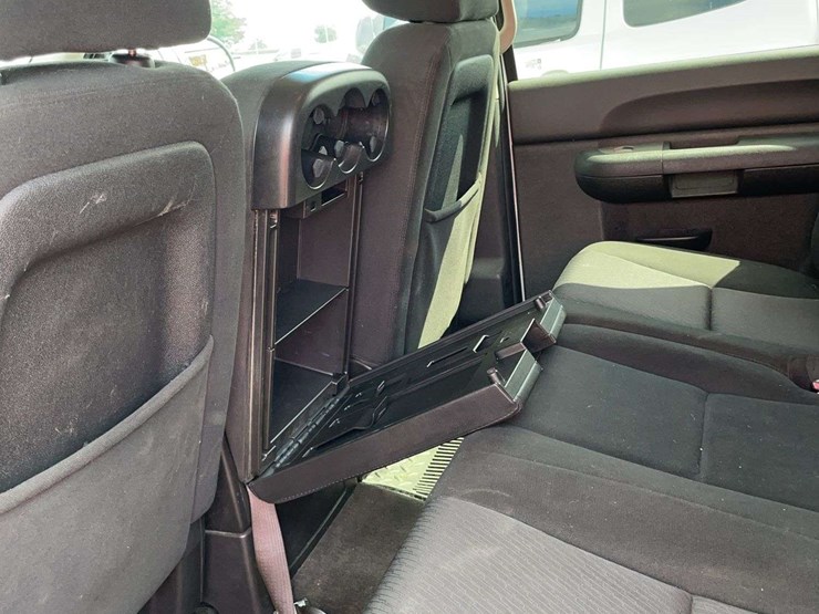 2011-chevrolet-1500-image-12