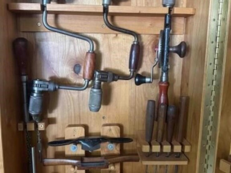 custom-made-wood-&-tool-cabinet-image-3