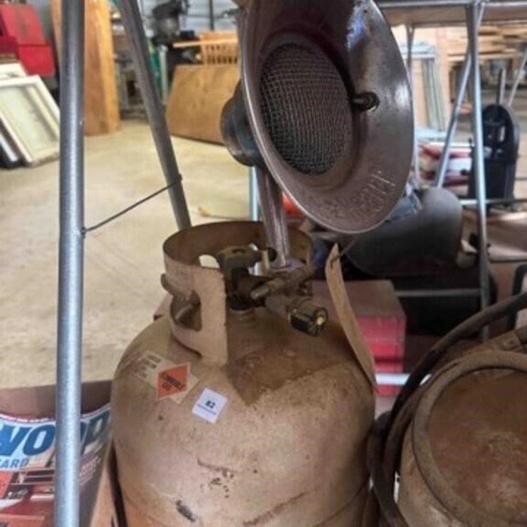 Propane Tank w/Heater