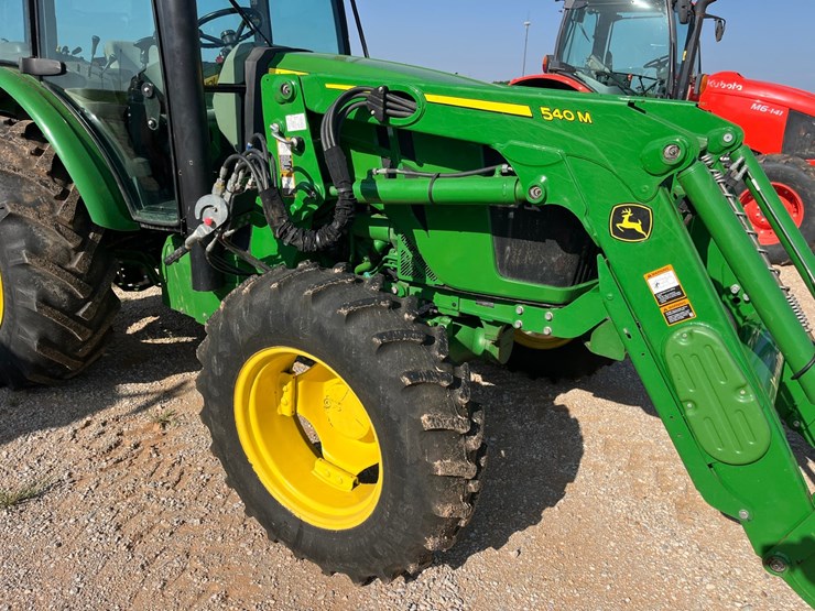 2019-john-deere-5100e-image-9