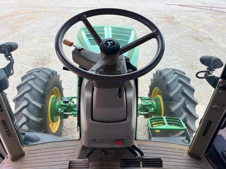 2012-john-deere-7200r-image-24
