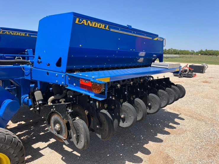 2014-landoll-5531-image-12
