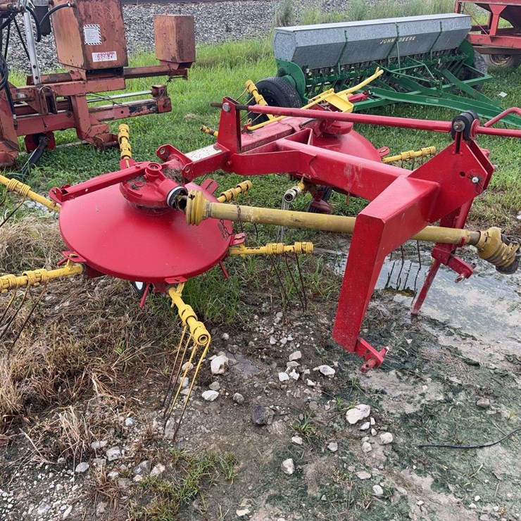 NEW HOLLAND 254