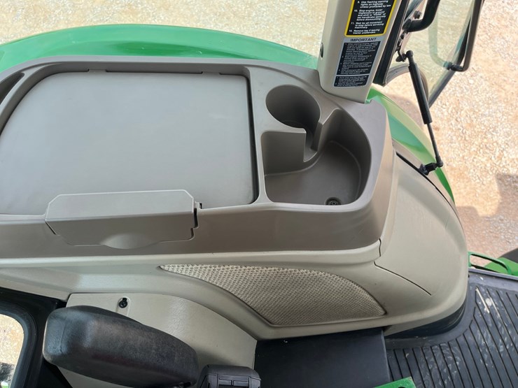 2023-john-deere-5100e-image-22