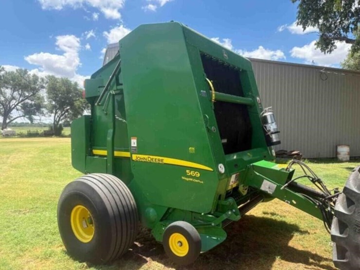 2015-john-deere-569-image-5