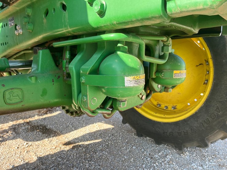2014-john-deere-6210r-image-7