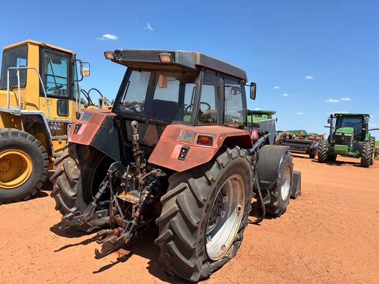 case-ih-5140-image-3