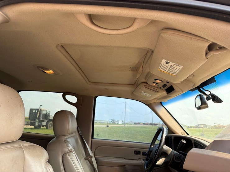 2005-chevy-avalache-1500-pickup-image-36