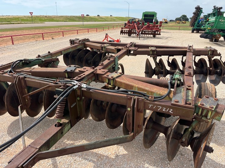 john-deere-1635-image-2