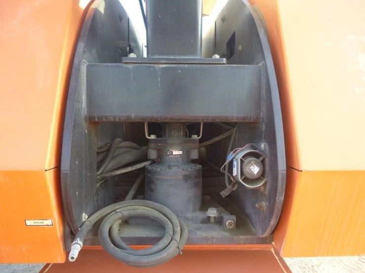 2013-jlg-860sj-image-32
