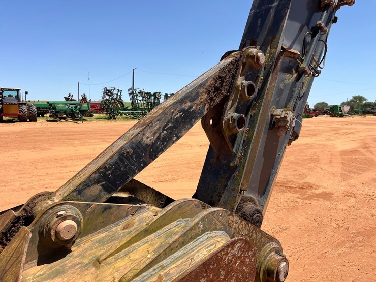 #t8699-•-2018-deere-470g-image-13