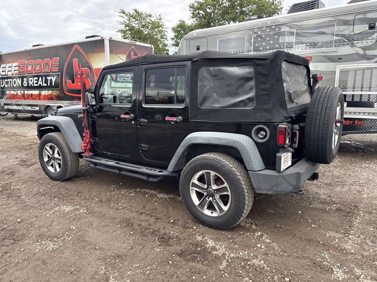 2012-jeep-wrangler-image-2