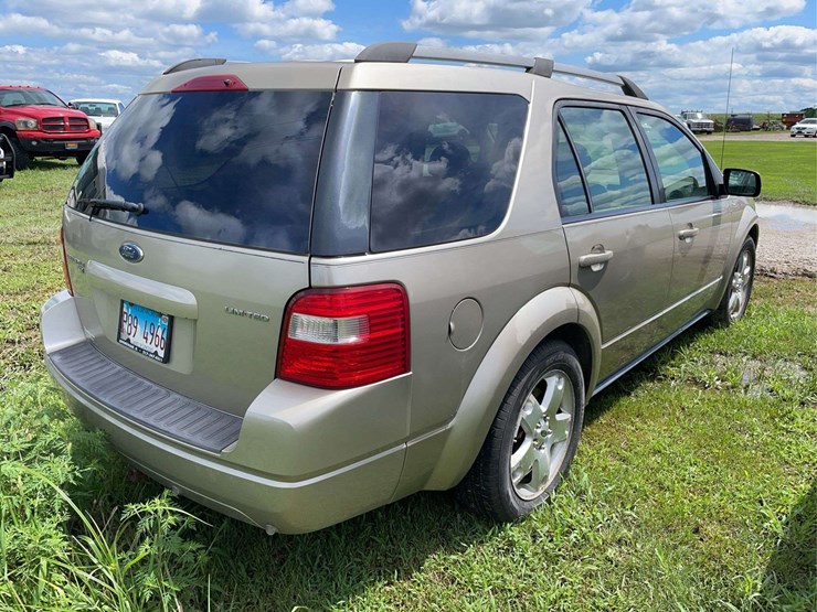 2005-ford-freestyle-image-3