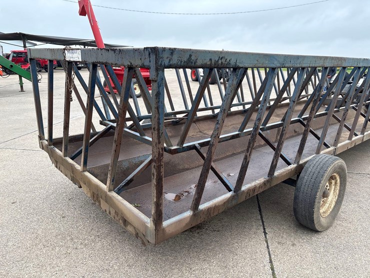 oldenkamp-mfg.-portable-hay-feeder-image-21