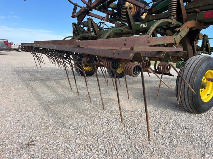 1988-john-deere-610-image-8