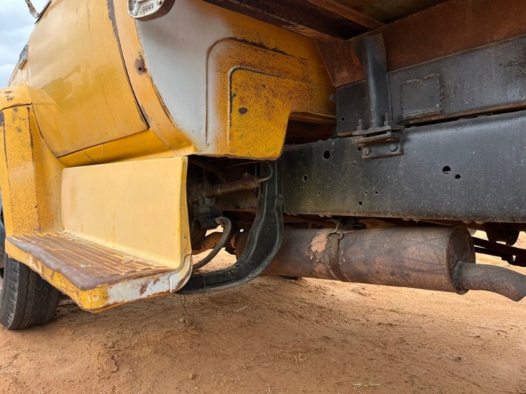 #t8691-•-1979-chevy-dump-truck-image-8