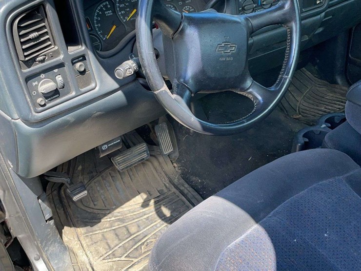 2001-chevrolet-1500-image-1