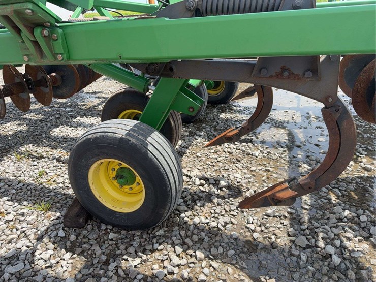 john-deere-22-image-13