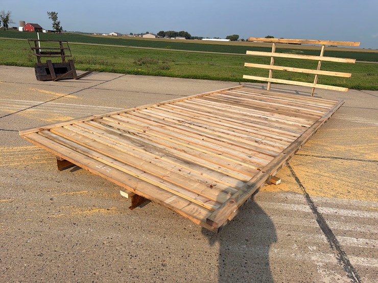 104”-x-20ft-wood-flatbed-image-1