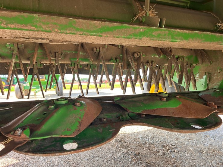 2023-john-deere-c400-image-8