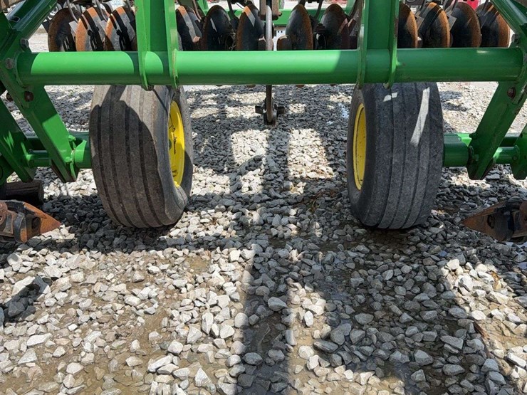 john-deere-22-image-11