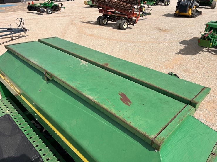 1998-john-deere-1560-image-25