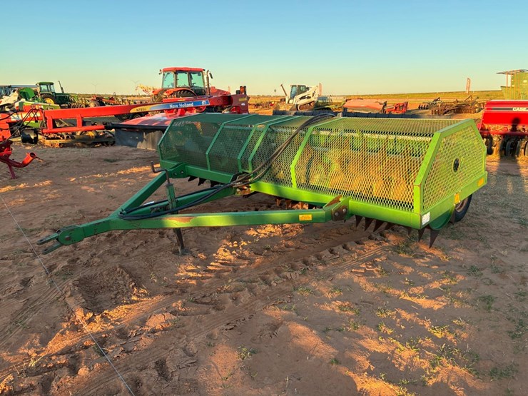 #t15735-•-dickens-pan-buster-aerator-image-1