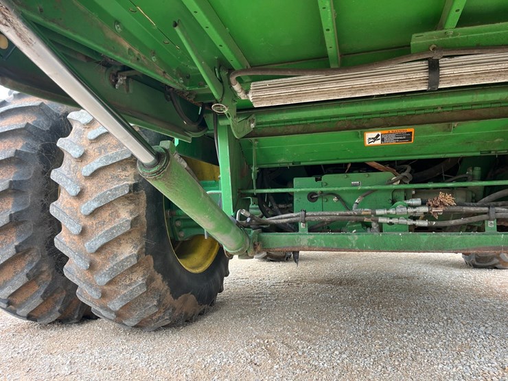 2011-john-deere-s670-image-7