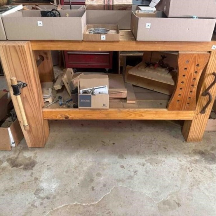 Wooden Work Bench