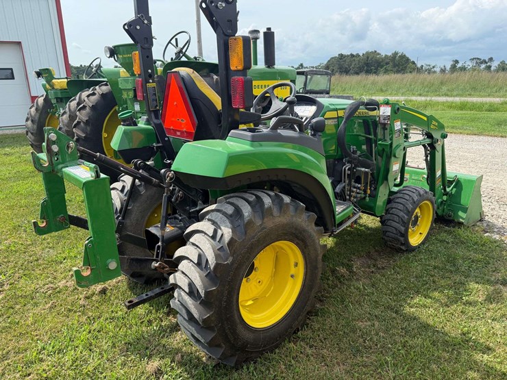 2021-john-deere-2038r-image-6