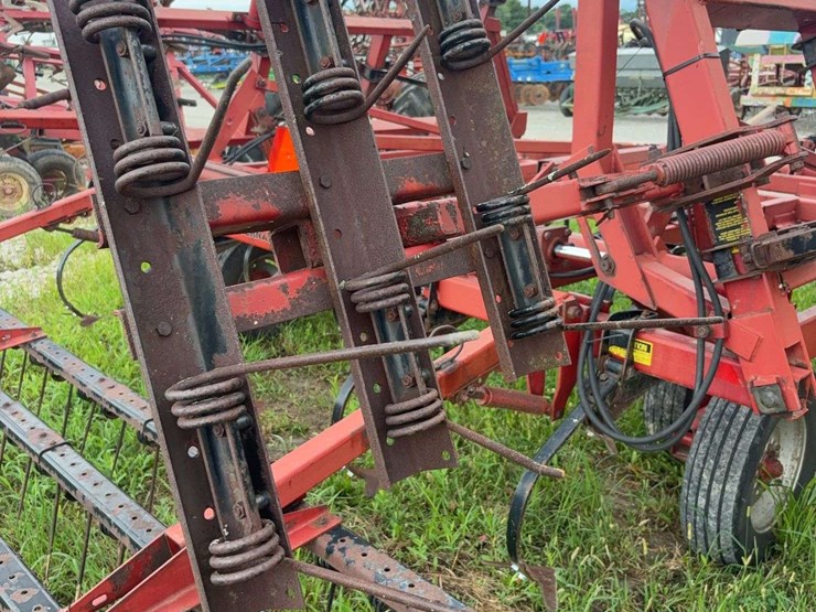 case-ih-4800-image-16