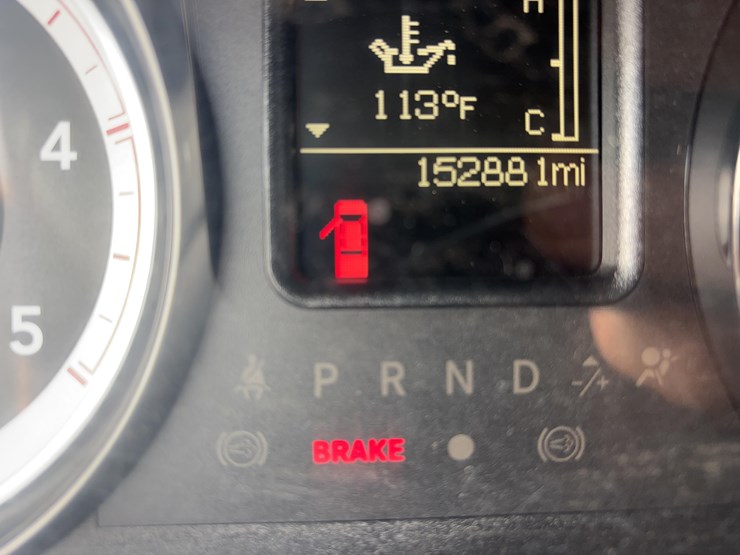 2016-dodge-3500-image-26
