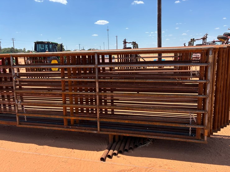 #t8861-•-(10-cattle-panels-image-2