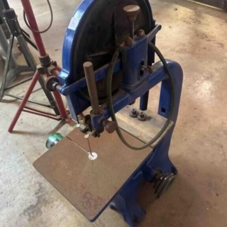 Craftsman Vertical Bandsaw