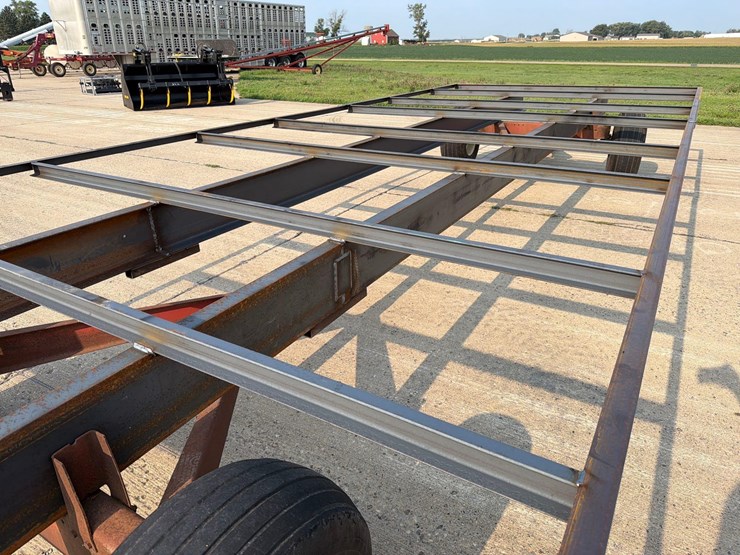10ft-x-30ft-metal-bale-trailer-image-18