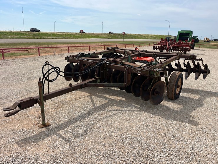 john-deere-1635-image-1