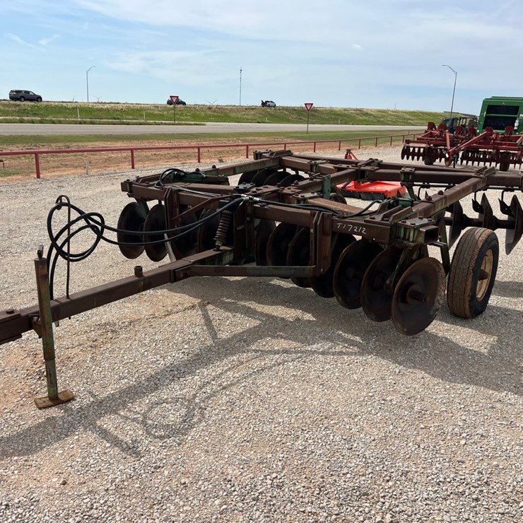 JOHN DEERE 1635