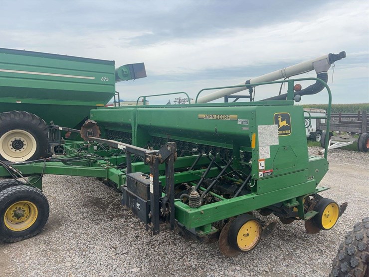 john-deere-750-image-4