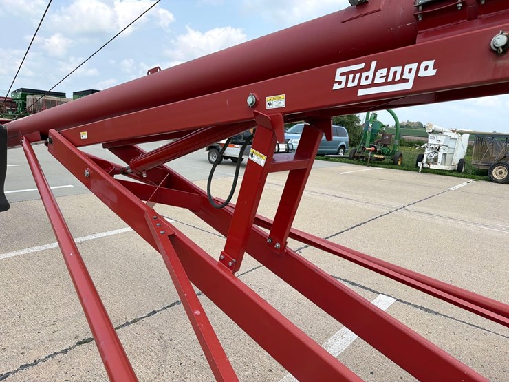 2011-sudenga-10”-x-71ft-grain-auger-image-11