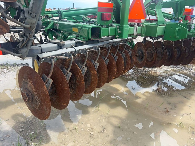 john-deere-637-image-13